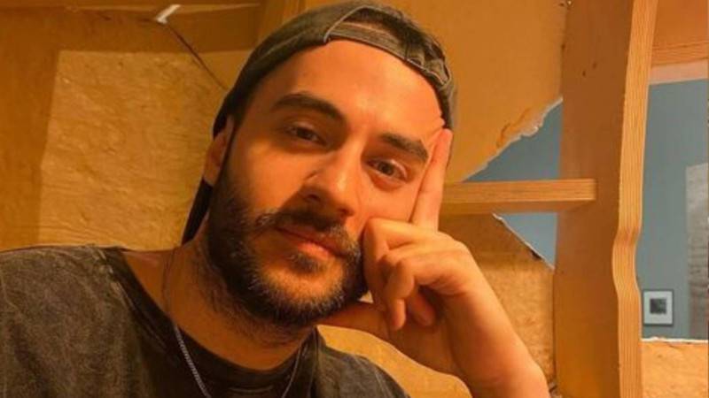 Bir dönemin çocuk yıldızı büyüdü! Yabancı Damat’ın Mustafa’sı Ozan Uğurlu’nun değişimi olay oldu 9